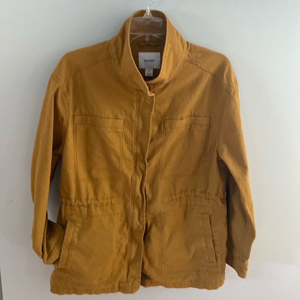 Old navy utility jacket in spiced mustard. Small